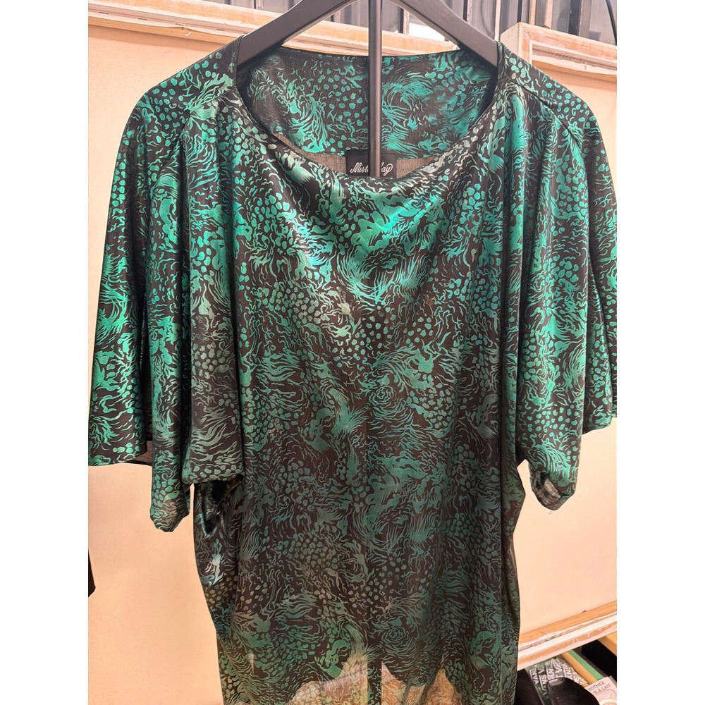 Mister Jay Fashions Green Black Abstract Metallic Sheer Oversized Top Tie Hem
